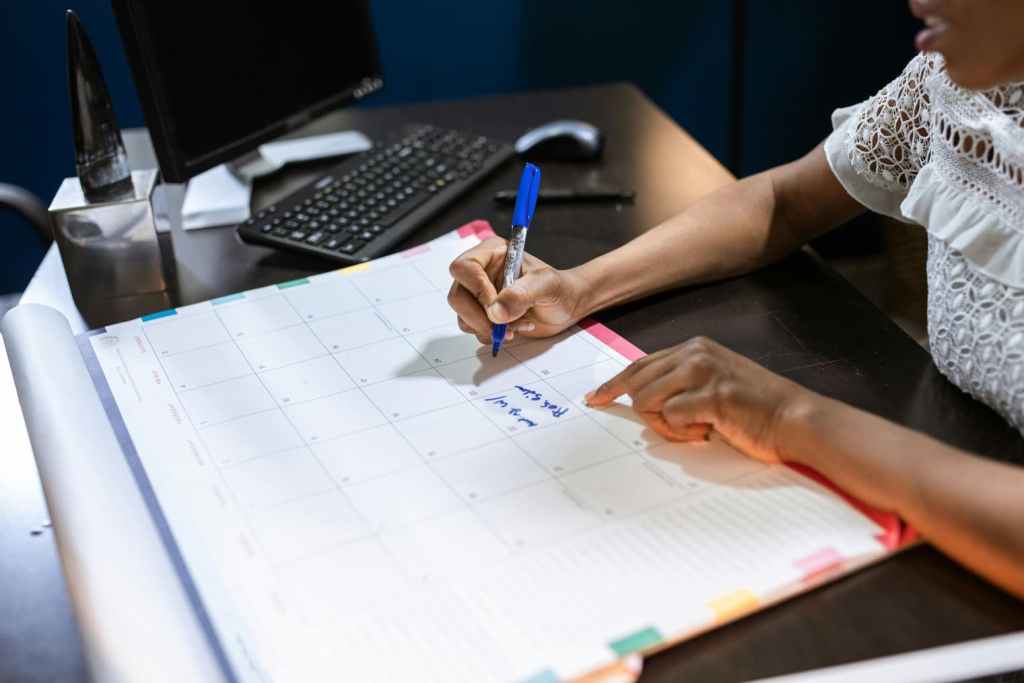 salon monthly expenses